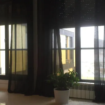 Loft De Diseno Con Garaje Apartamento